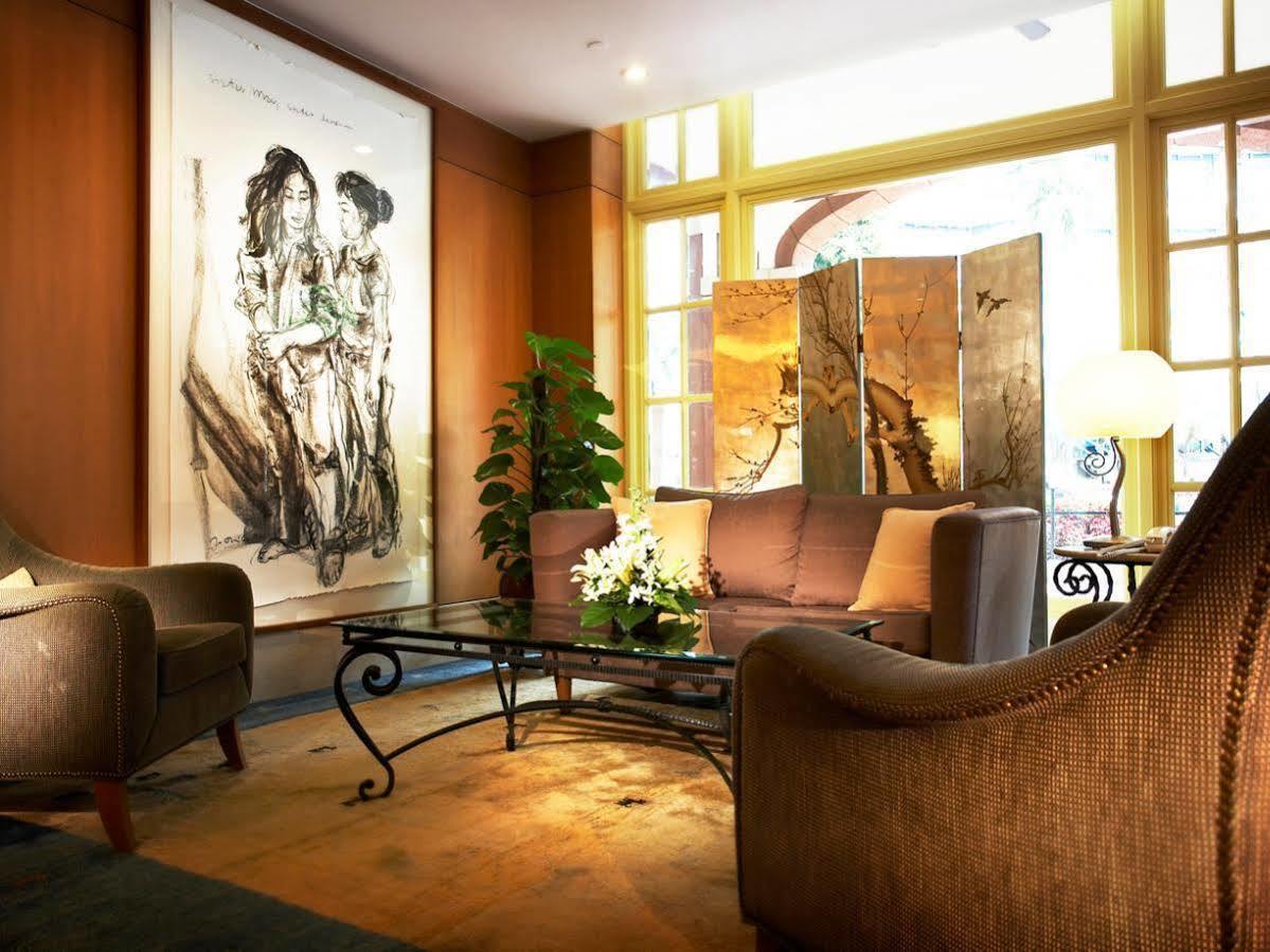 Fraser Place Robertson Walk Singapore Exterior photo The lobby of the hotel